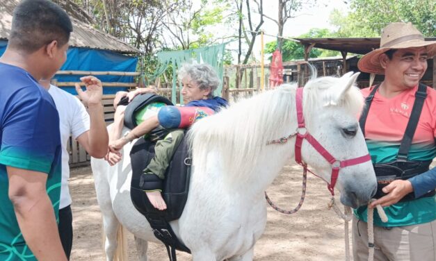 “Si las personas con discapacidad son una carga, son una carga de amor”: La vida de Leonel y Esteban.