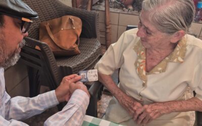 JUANITA: DE ENFERMERA DEL CUERPO A PASTORA DEL ALMA