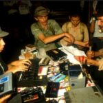 DE RADIOS GUERRILLERAS A EVANGÉLICAS.