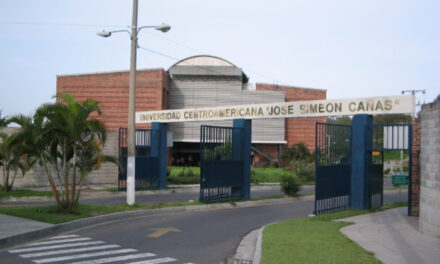 La UCA encabeza el ranking de las mejores universidades de El Salvador