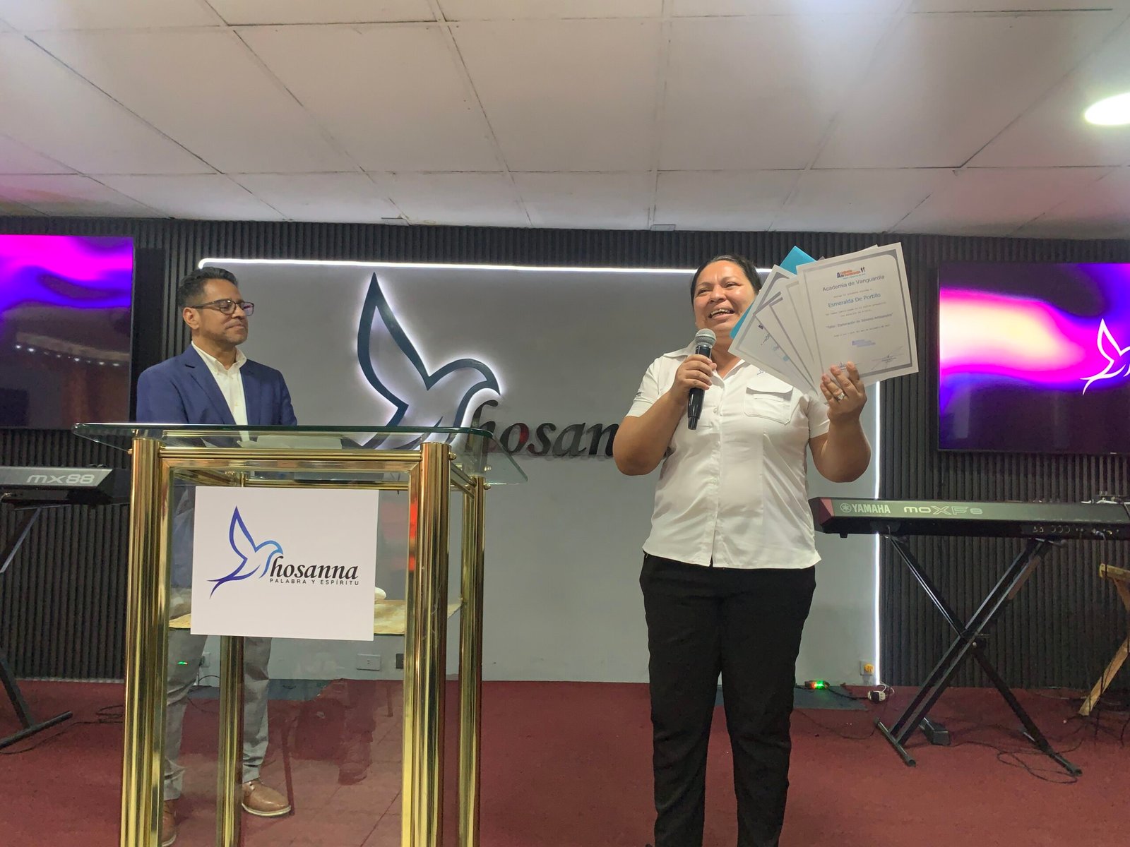 Un año contado desde los logros: así cerró 2025 una comunidad de fe en San Salvador