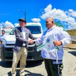 Japón entrega ambulancia a Cruz Verde Salvadoreña